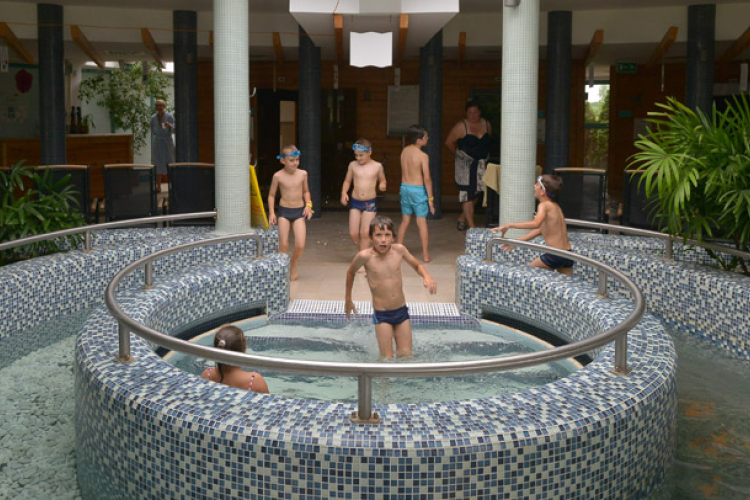 Négycsillagos hotel építését tervezik Tamásiban