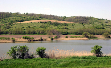 Túrázni vágyók, figyelem! Holnap irány Pacsmag!