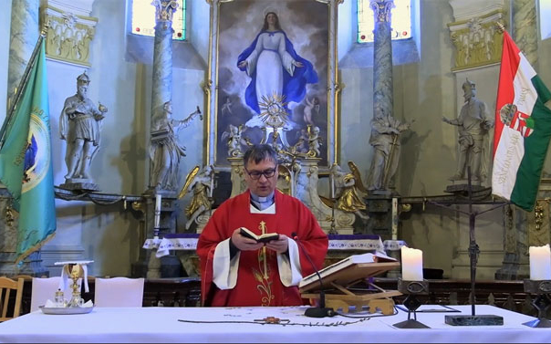 Videó-szentmise 2020. Virágvasárnapján a Tamási Nagyboldogasszony-templomból