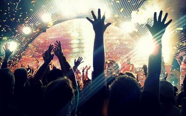 Öt elengedhetetlen kiegészítő a fesztiválszezonra