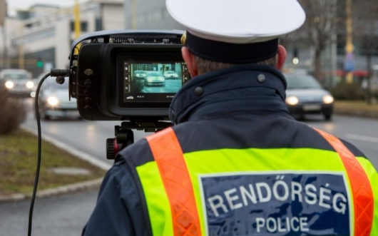 Ma figyelik a gyorshajtókat Tamásiban