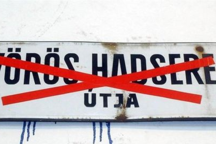 Önkényuralmi rendszerhez köthető utcaneveket változtatnak meg Tolna megyében