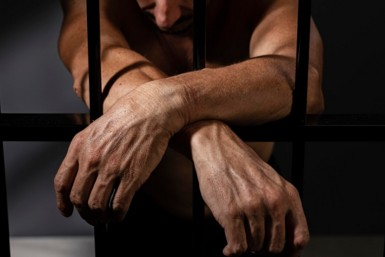 Életfogytig tartó fegyházbüntetést kapott a férfi, aki leszúrta élettársát Tamásiban