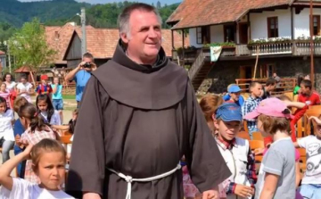 Tamásiban táborozhatnak Böjte Csaba pártfogolt gyermekei