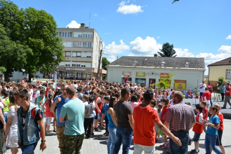 Küldjünk egy hajrát Franciaországba!