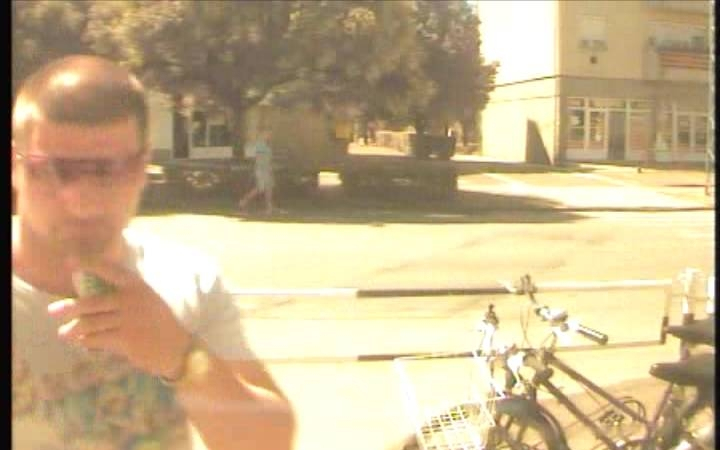 Keresi a rendőrség a képen látható férfit