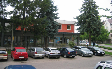 Fizetőssé válik a parkolás a városközpontban