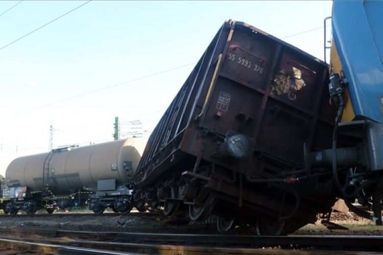 Kisiklott egy tehervonat Miskolcon - Újra zavartalan a közlekedés