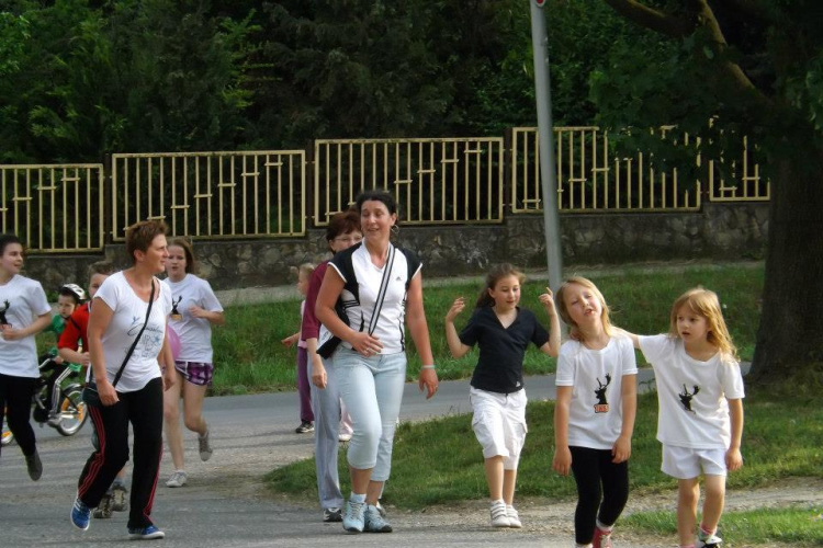 Futás, séta az óvodáért - 2013.05.07.