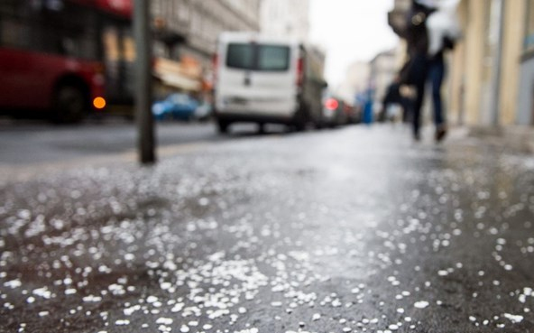 Nincs még vége az ónos eső okozta veszélynek 