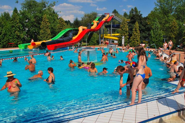 Élénk forgalom a Tolna megyei üdülőhelyeken