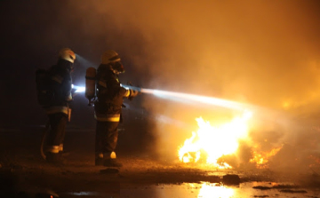 Teljesen kiégett egy családi ház Ozorán
