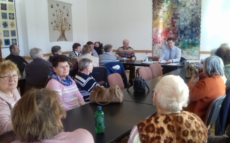 Bűnmegelőzésről hallhattak a nyugdíjasok 