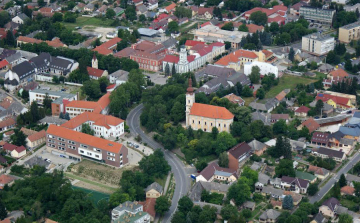 Folytatódik az utcanévtáblák kihelyezése a városban