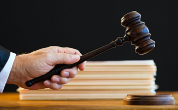 Villanymotort lopott