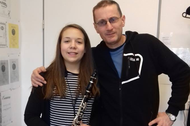 Tamási zeneiskolásnak szoríthatunk az országos döntőben