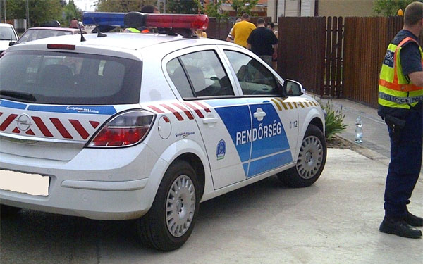 Súlyos testi sértés bűntett kísérlet Hőgyészen