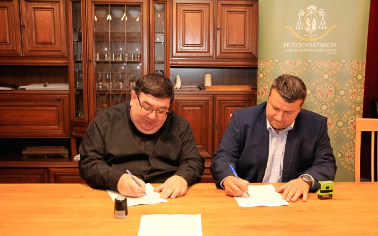 Megkezdődött a tamási templom felújítása