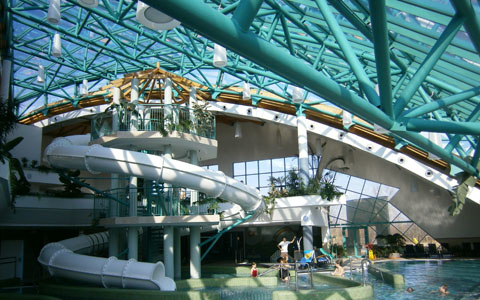 Zárva tart a termálfürdő