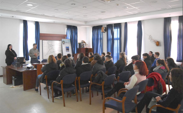 A Tamási Rendőrkapitányságon tartottak nyílt napot középiskolásoknak