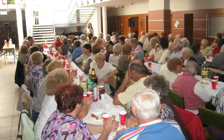 Az Idősek Világnapján ünnepeltek