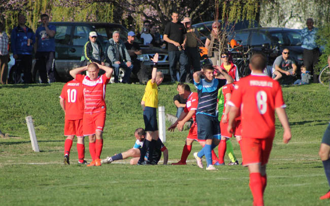 A jegyzőkönyvbe is bekerült a harmadosztályú focibotrány