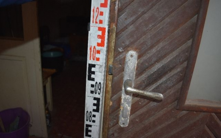 Lezárt akta: Láncfűrészt lopott