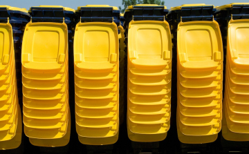 Ma és holnap lehet még menni a kukákért 