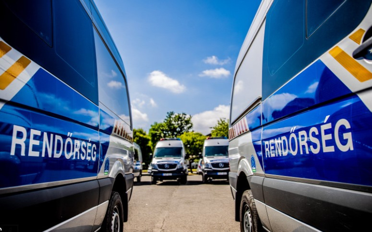 Fiataloknak is árult drogot a tamási házaspár 