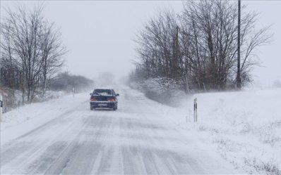 Kimentették az utakon rekedteket Tamási térségében