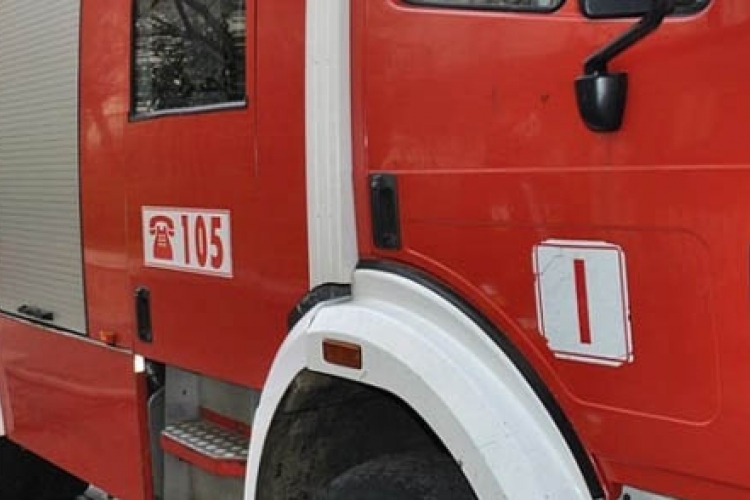 Kigyulladt egy családi ház Bátonyterenyén, egy ember meghalt