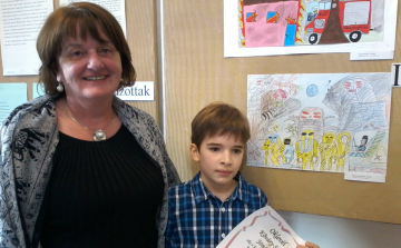 Tamási diák a dobogó harmadik fokán