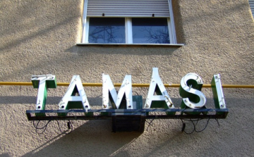 Kapott pár pert a nyakába az N1 TV 