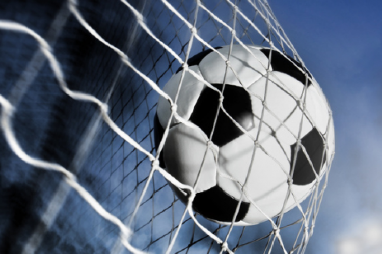 Kakasd ellen zsebelt be 3 pontot a Tamási