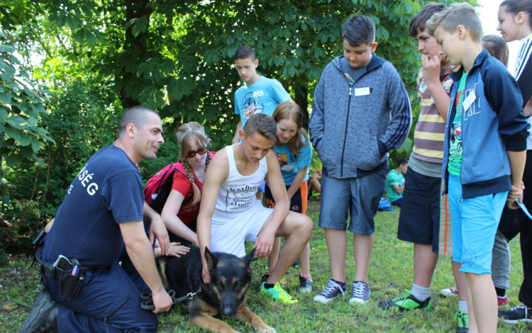 Ifjúsági napot tartottak Belecskán