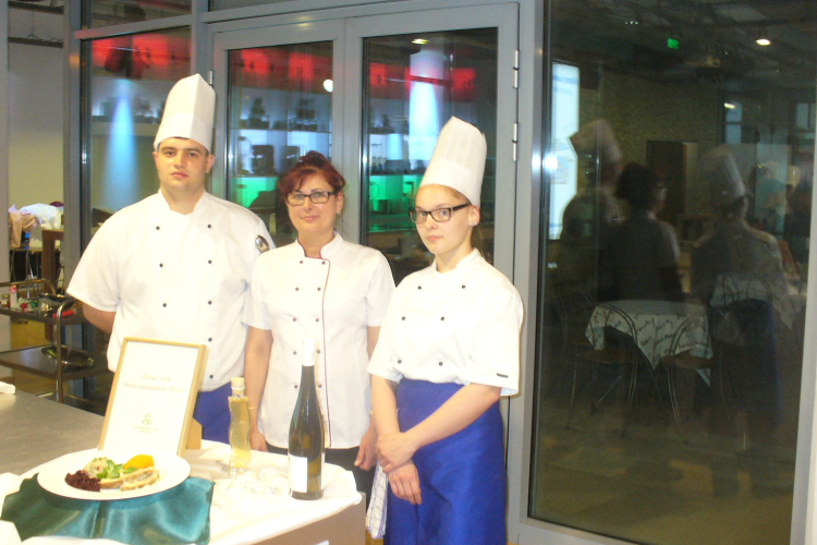 Hazai ízeket varázsoltak a zsűri asztalára