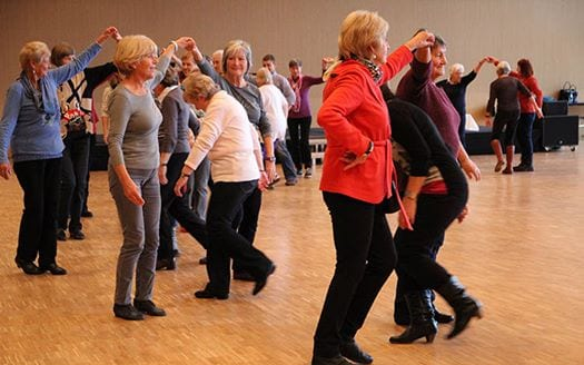 Egy időben táncolnak együtt hétfőn 