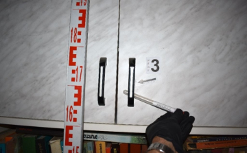 Mindent vitt a család