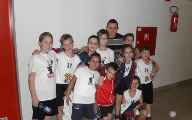 Szórták a kosarakat a Dámocskák