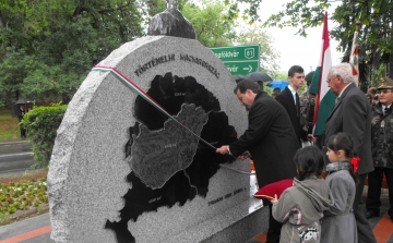 Nemzeti összetartozás napja - Berényi: Trianon fájdalmas emlék