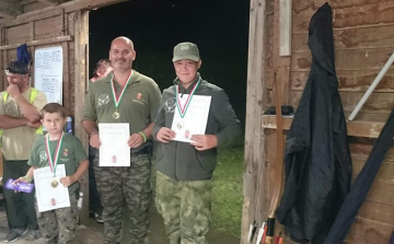 Sötétben is célba találtak