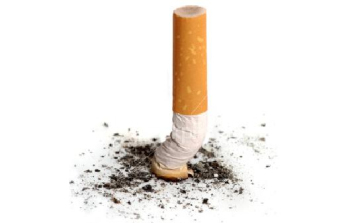 Csoportos garázdaság egy cigaretta miatt