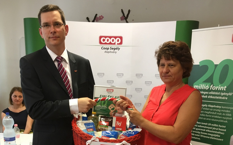 Ismét a különleges ellátást igénylő gyerekeken segít a COOP