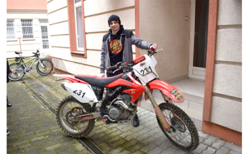 Visszakapta ellopott motorkerékpárját az osztrák férfi 