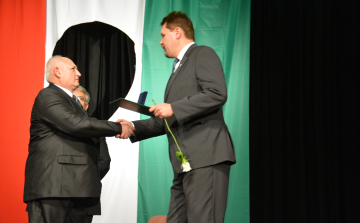 Kitüntették az OMEGA Atlétikai Club alapítóját 