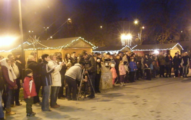 Karácsonyi vásár - holnaptól!