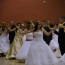 Szalagavató tánc a Vályi Péter Szakképző Iskolában