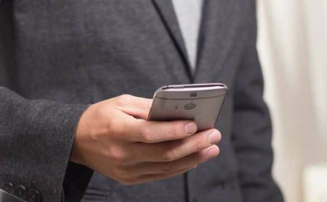 Csalók sms-eznek a NAV nevében