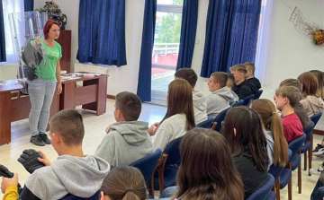 A Béri Balogh Ádám Gimnázium tanulói látogattak a Tamási Rendőrkapitányságra