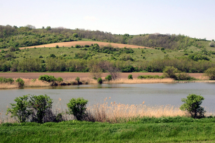 Túrázni vágyók, figyelem! Holnap irány Pacsmag!
